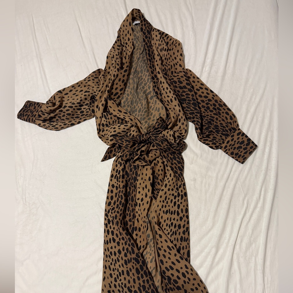 Good American Leopard Print Robe in Tan and Black